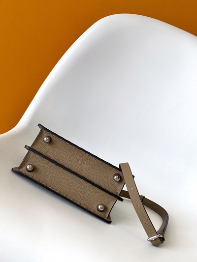 フェンディバッグ内部構造